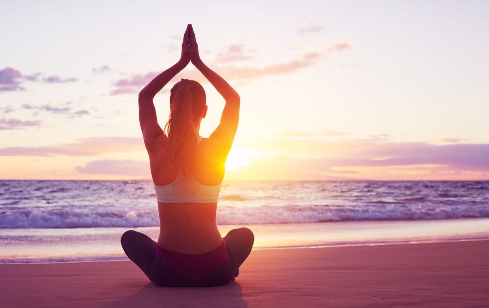 упражнения с елементи на йога за отслабване